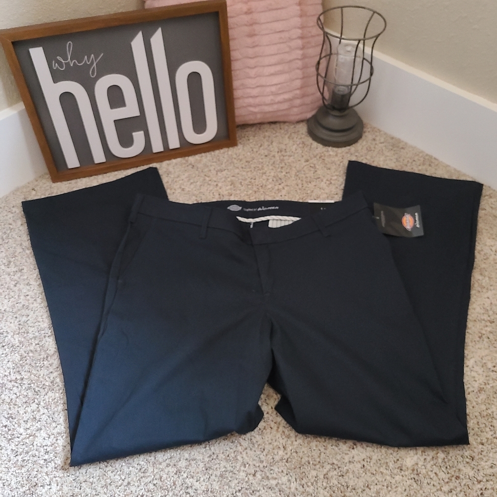 Women's Slim Fit Bootcut Stretch Twill Pants, Dark Navy Size 16 Short